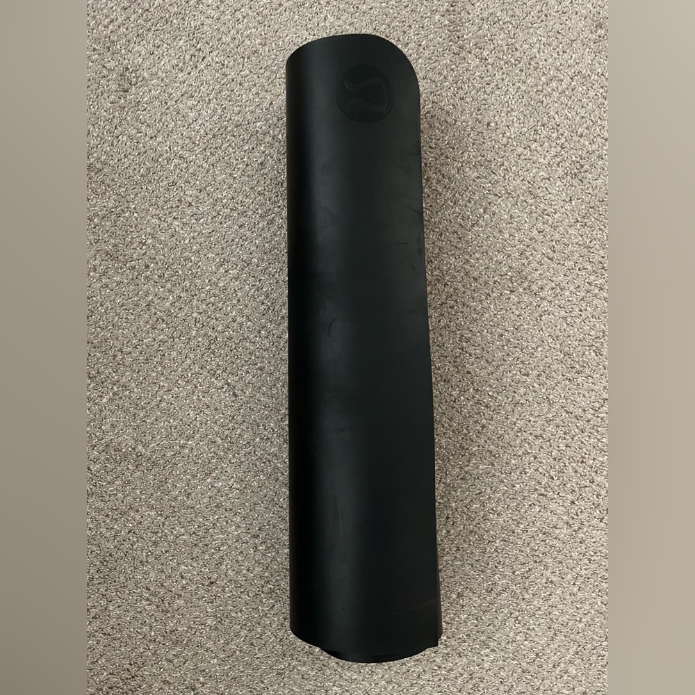 Lululemon Black Yoga Mat